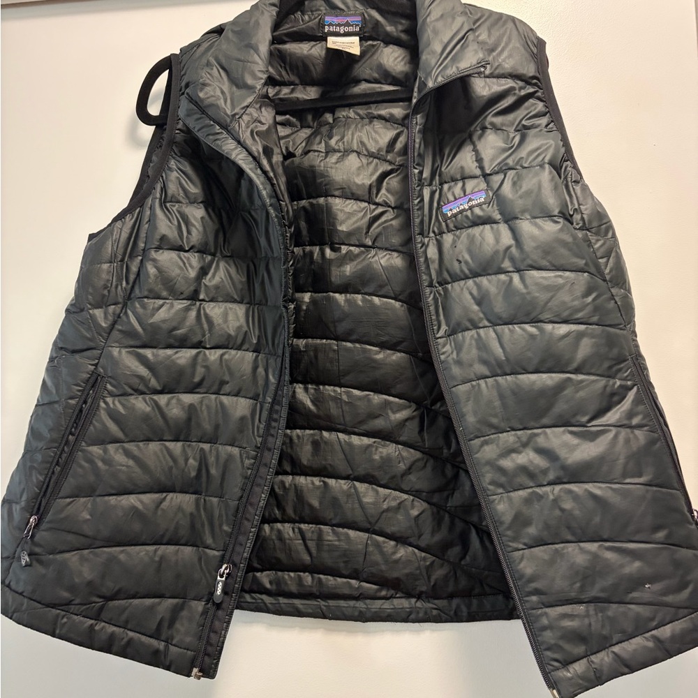 Patagonia Charcoal Quilted Vest